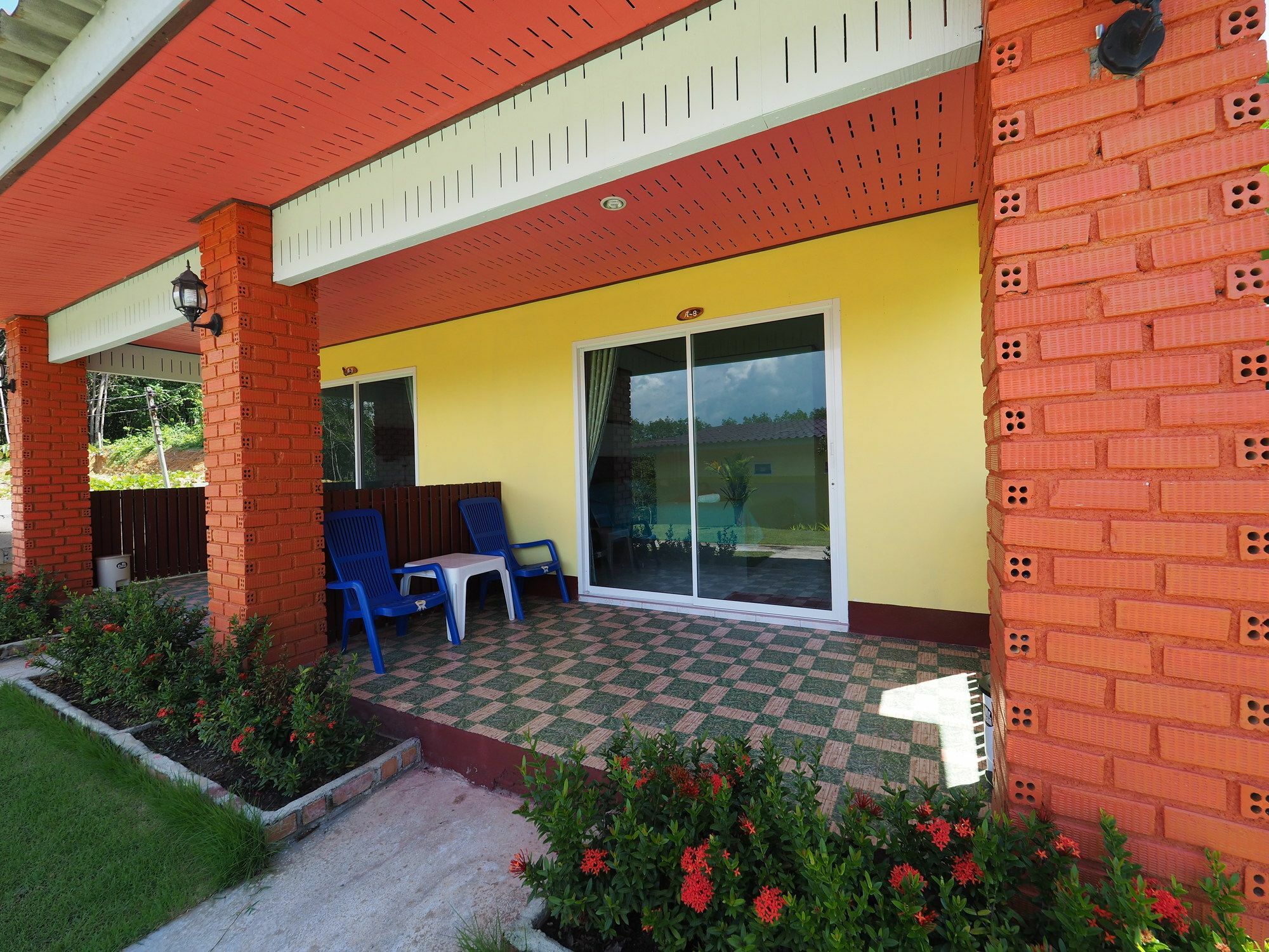 Anyaman Lanta House Hotel Ko Lanta Buitenkant foto